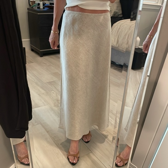 Reformation Linen Blend Skirt - Picture 2 of 3
